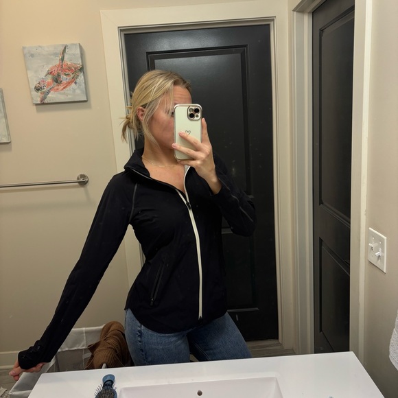 Athleta Rain Runner Jacket - Picture 2 of 15